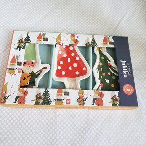 NWT Danica Jubilee Gnome for the Holidays Trays